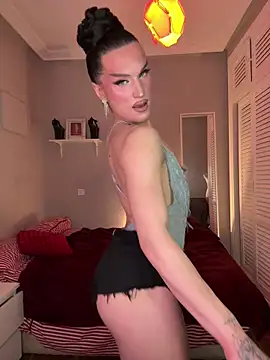 Crystal_________ webcam