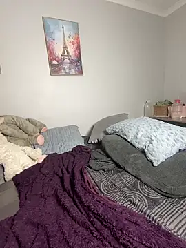 misslola27 (F young) - Fuck pussy 🍆🍑🍑🍑👅