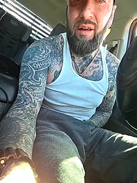 Beardedtattood live sex cam