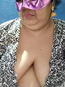 tamilthanushri webcam