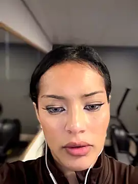 Risky_Workouts live sex cam