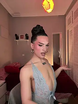 Crystal_________ webcam