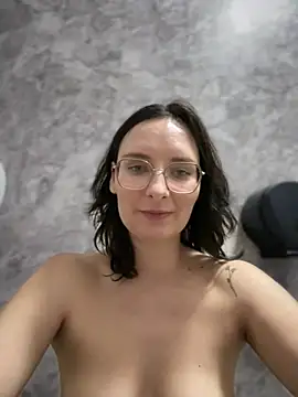 The_Snowwhitee webcam