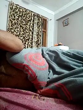 vardh033 (Ask my age) - hard dick show and ass full nude and gym