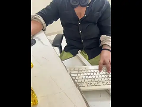 FlirtyxBoy live sex cam