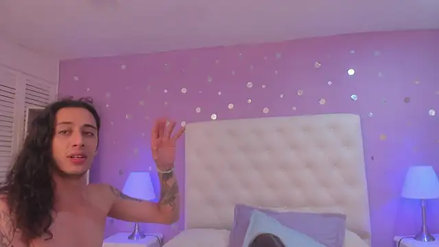 Goldentemptation_ webcam