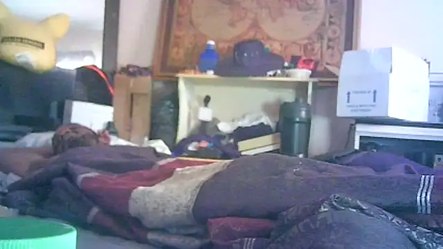 ON3YOULLN3VER_FIR3 webcam