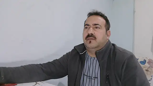 mio_jaks (Ask my age) - Does anyone want sperm? :wanker: