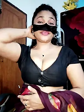 Webcam Model (Tina-Sen)  is live.Free join now!