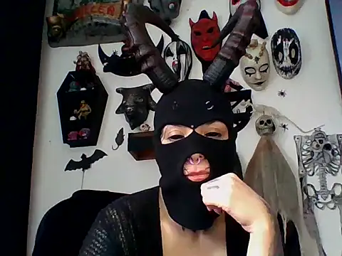 FeticheMacabre webcam