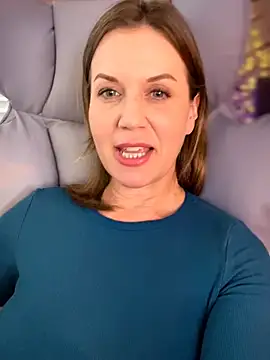 maiseknox (F milf) - PUSH MY PANTIES TO THE SIDE & RUB MY 😻