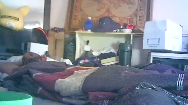 ON3YOULLN3VER_FIR3 webcam