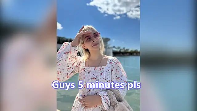 LiraDreamX's Webcam Show