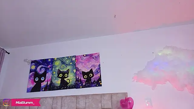 MiiaBlumm_