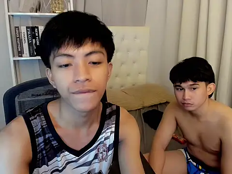 davincihugecock live sex cam