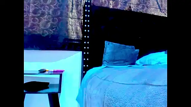 amareto_queen webcam