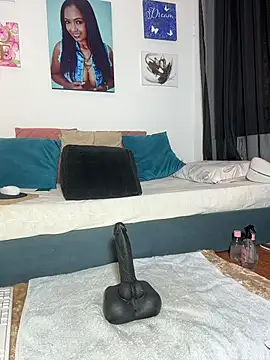 skarlleth_11's Webcam Show