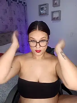 Valeriaa_21's Webcam Show