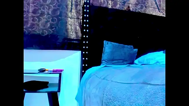 amareto_queen webcam