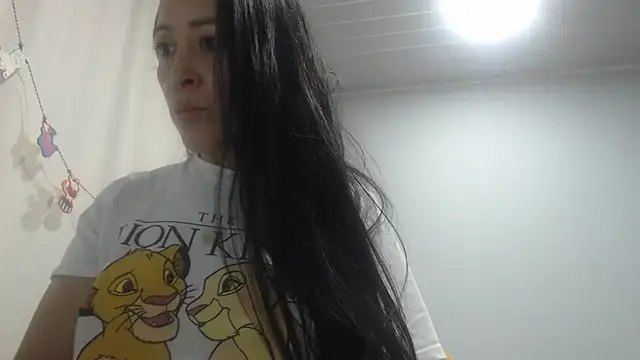 naughthyany16 webcam