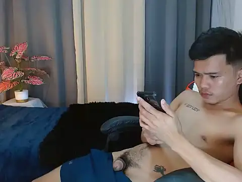 YourNaughtyTwink_69 webcam