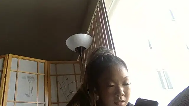 cryptokimgirl webcam