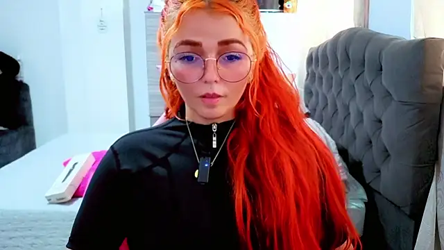 alexatexa2929 (F milf) - oil on my little butt