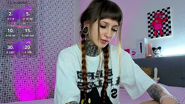 lilithpoison (F young) - Spank ass 20 times