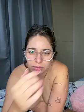 soyanahii (F milf) - Anal con plug