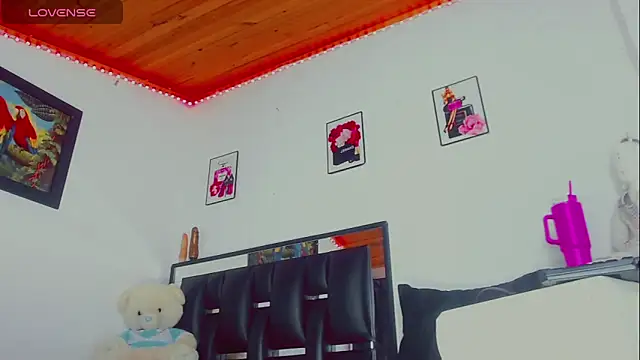 Master_Kenndal69 webcam