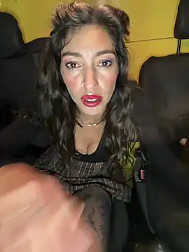 Amani_thewolf webcam