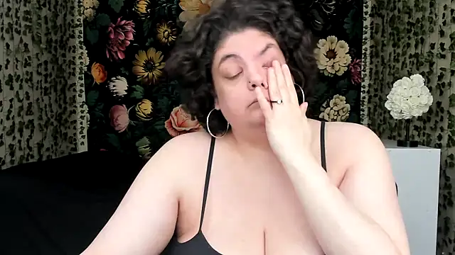 Exxxotic_Melons webcam