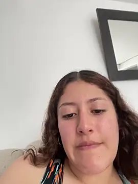 lizzy_luminair (F teen) - Hi love 🌸✨