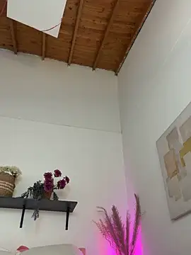 alessiavallmont (F teen) - Play DOMI close up