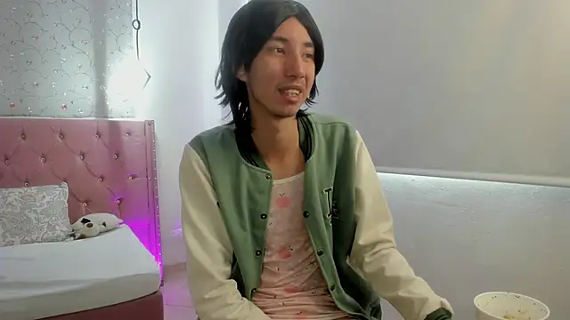 loverisu-coral webcam