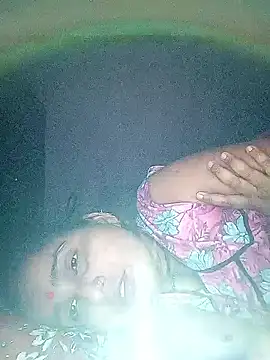 reemacouple007 webcam