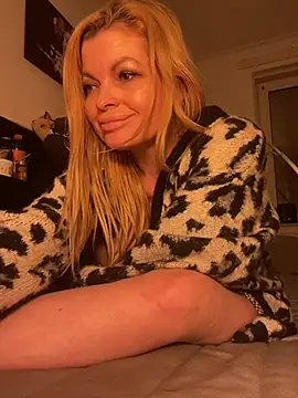 Lisavontease webcam