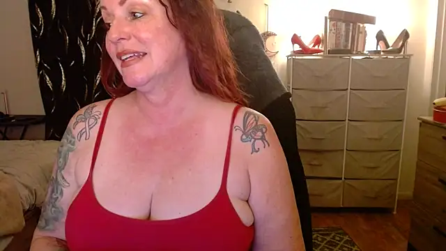 nikkimastersgirl1091 (F mature) - Naked! and fuck!