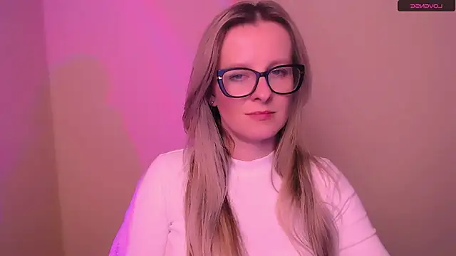 annepeach (F milf) - i will stay 5 minutes in bra