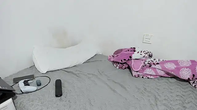 fuckynations (Ask my age) - cum and nude off