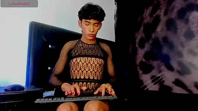 jero_tease_s7s (M twink) - finger my ass x30 min + show cum