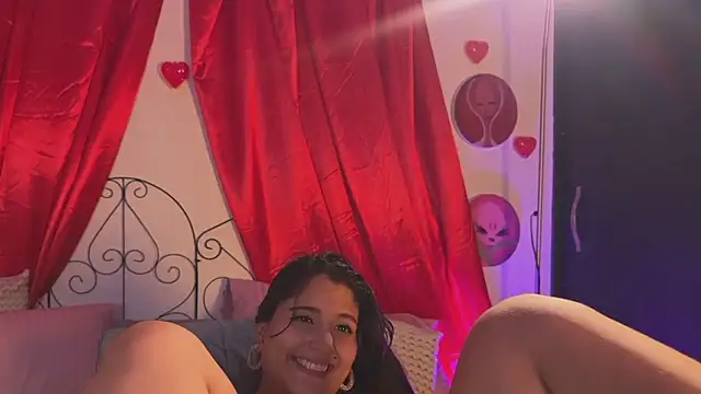 avelyne (F young) - Lets break the ice with a tease