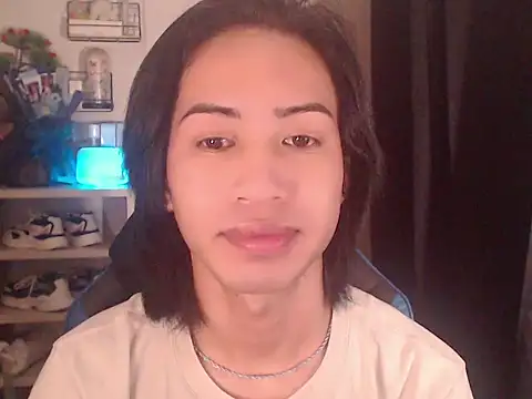 manilagirl_x (Ask my age) - lets cum and swallow cum <3