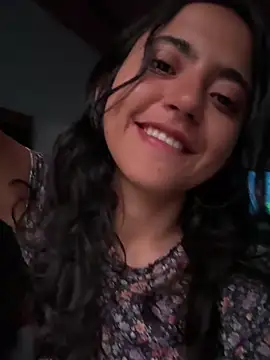 ViolettaSummer webcam