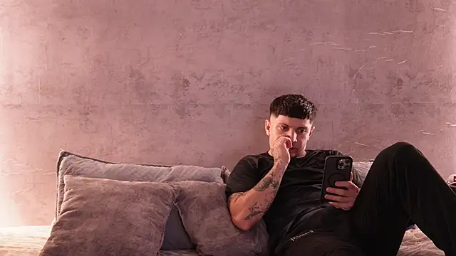 Nicky_and_Blake webcam