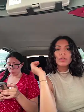 Alice_surprise webcam