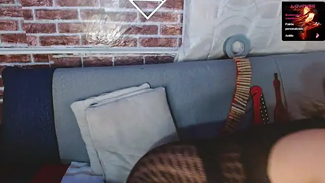 scarlet_queen__ webcam