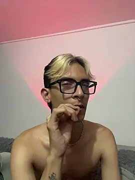 Dracco_Velour_ webcam