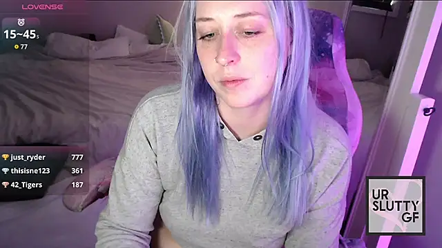 ursluttygf (F young) - sloppy dildo tip tease