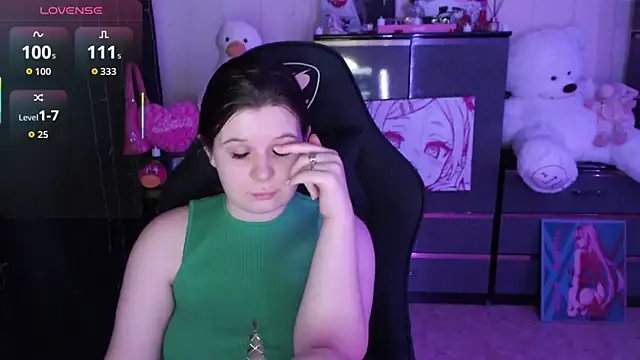 amyvibess (Ask my age) - Make me crazy